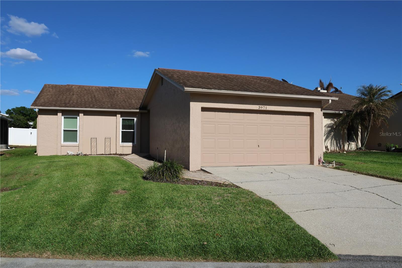 Photo of 3971 CYPRESS LANDING WINTER HAVEN FL 33884