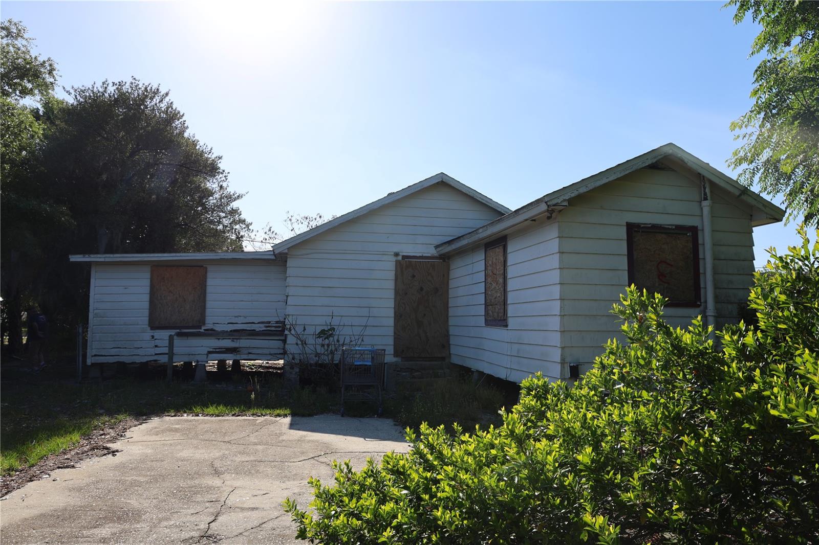 Photo of 232 C STREET LAKE WALES FL 33853