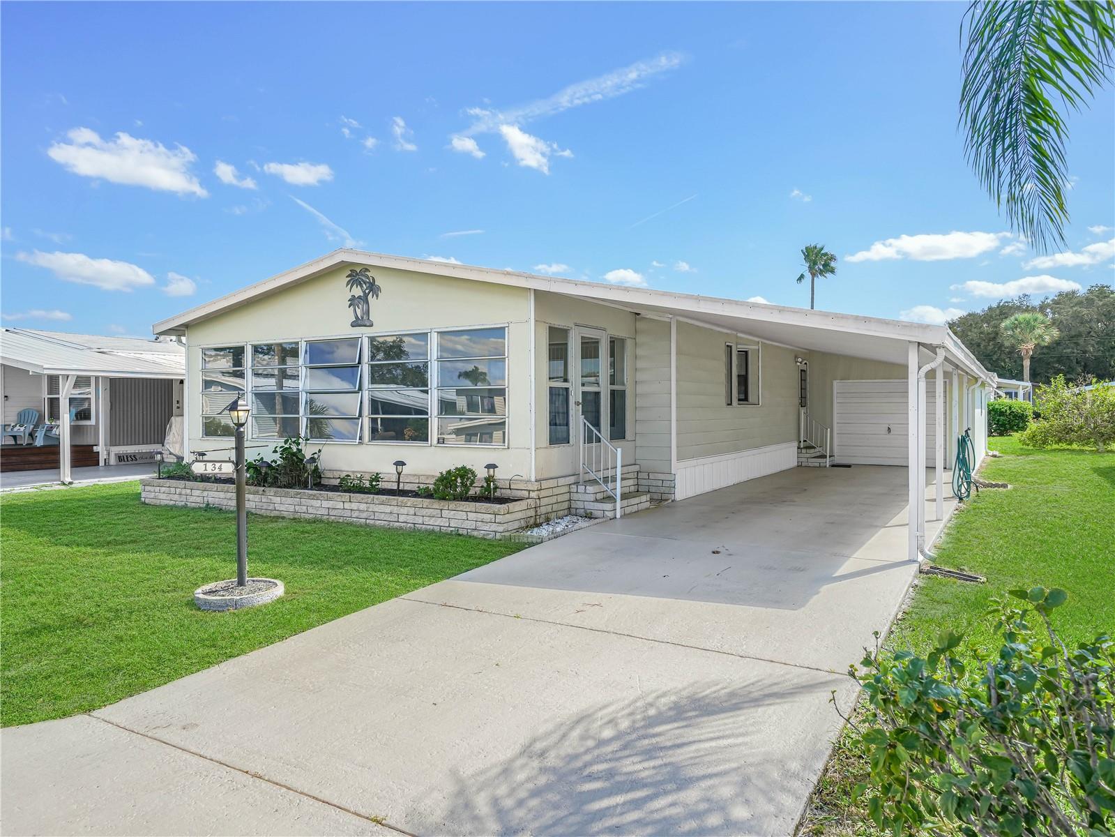 Photo of 134 LAKE HAZEL DRIVE WINTER HAVEN FL 33884