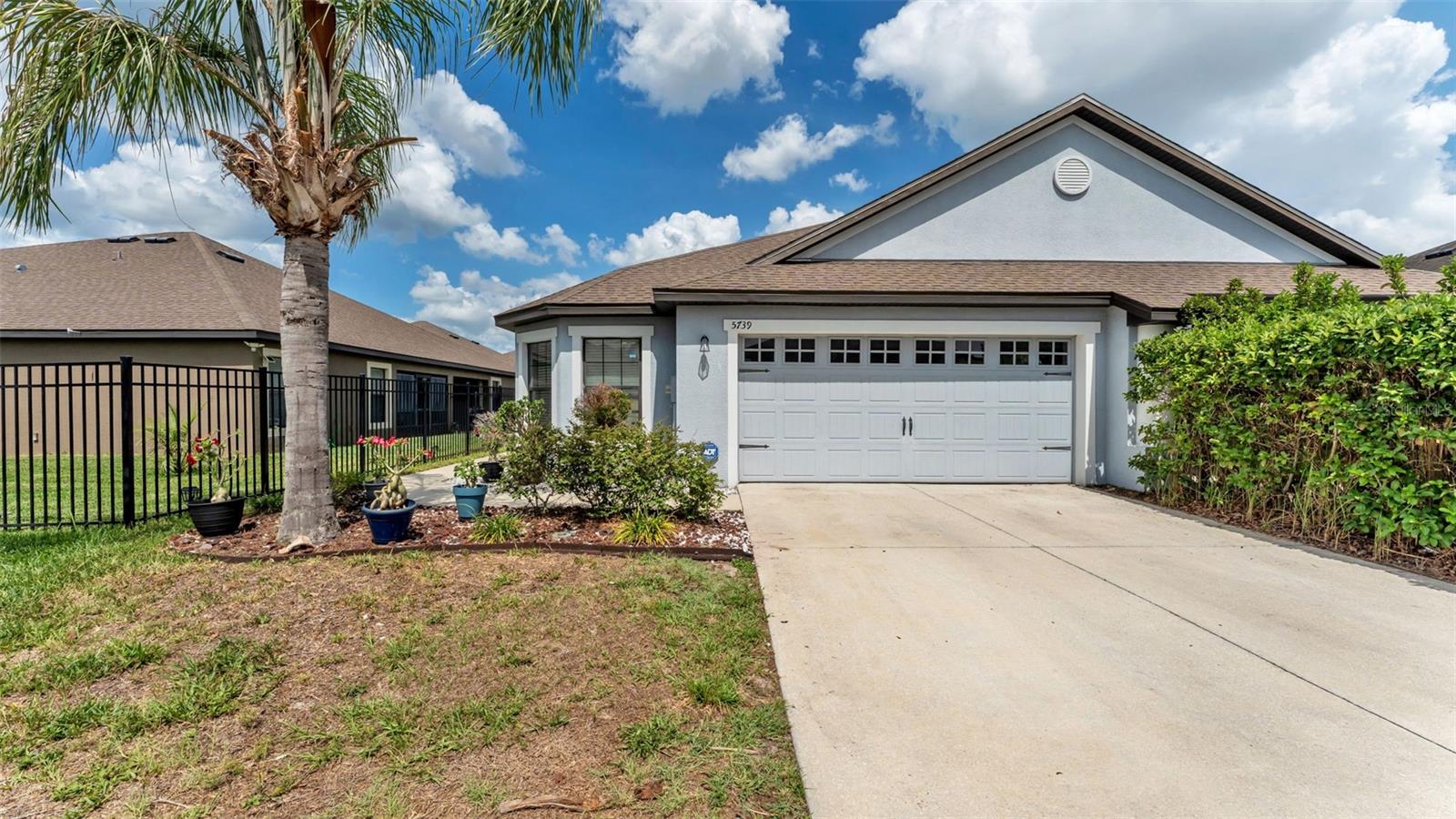 Photo of 5739 LACAR WAY LAKELAND FL 33805