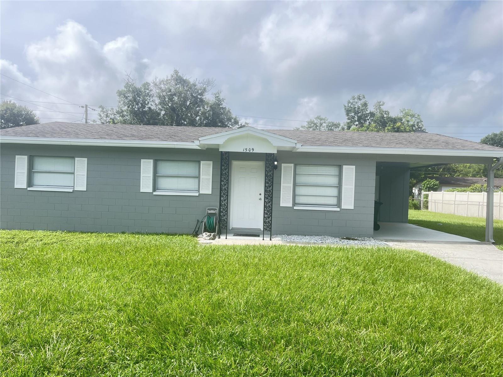 Photo of 1509 PHYLLIS STREET LAKELAND FL 33803