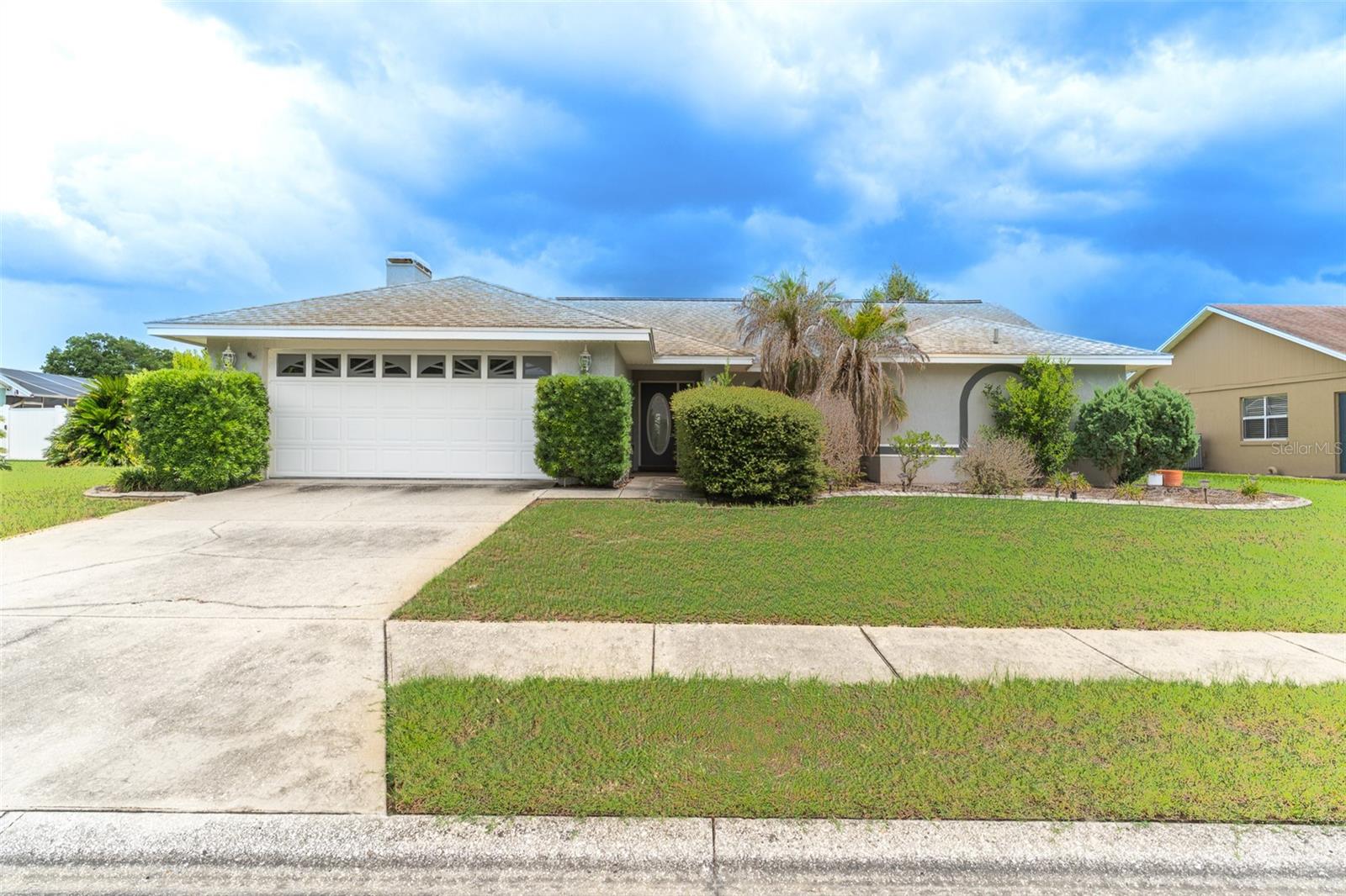 Photo of 699 HUNTERS RUN BOULEVARD LAKELAND FL 33809