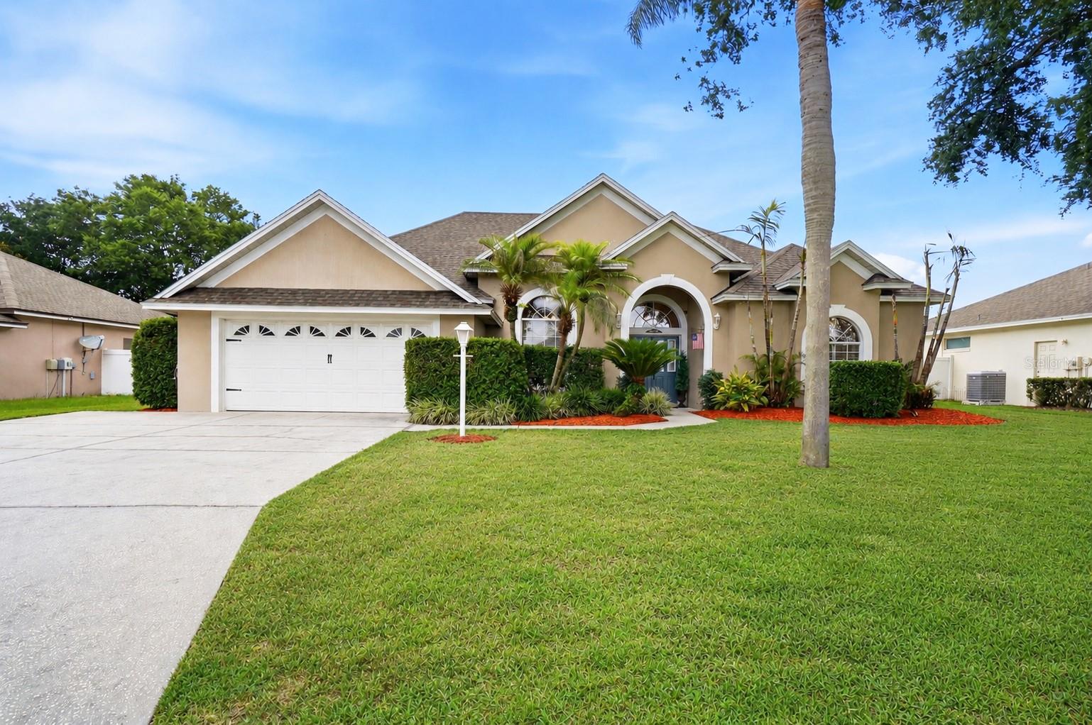 Photo of 335 RUBY LAKE LOOP WINTER HAVEN FL 33884