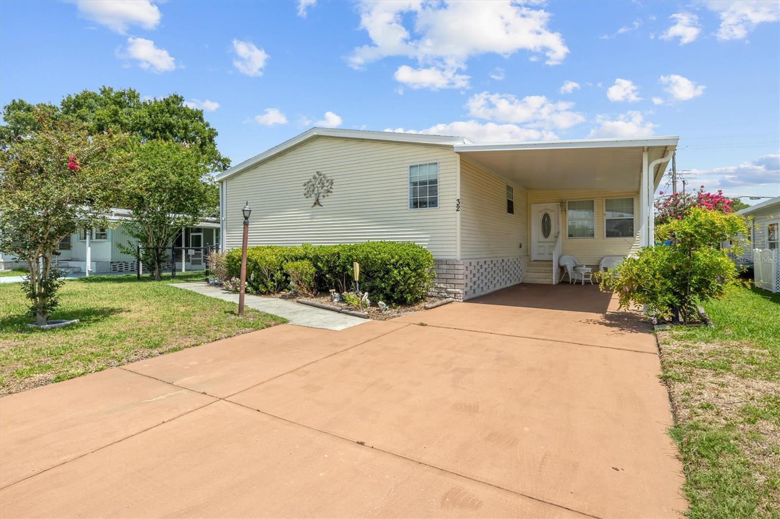 Photo of 1610 REYNOLDS ROAD #Lot 32 LAKELAND FL 33801