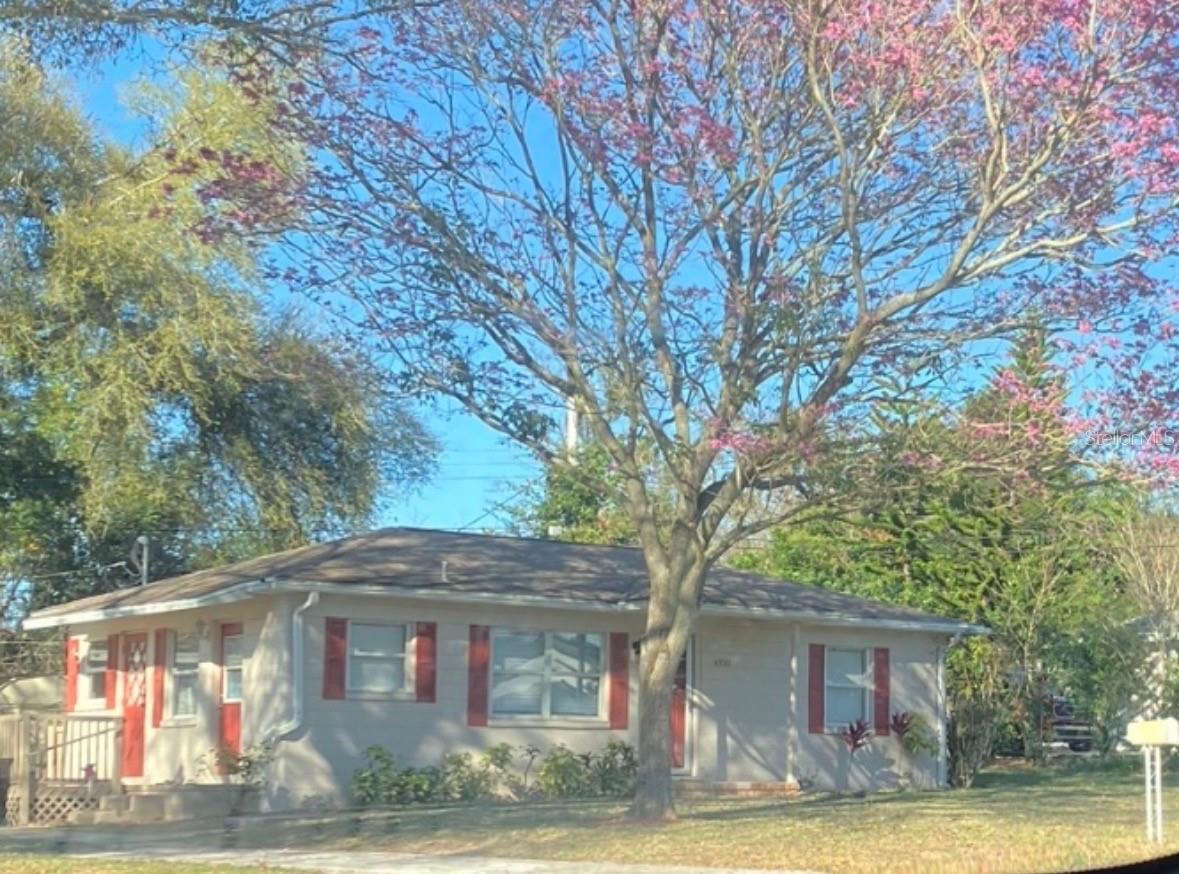 Photo of 4320 HEDGE DRIVE LAKELAND FL 33812