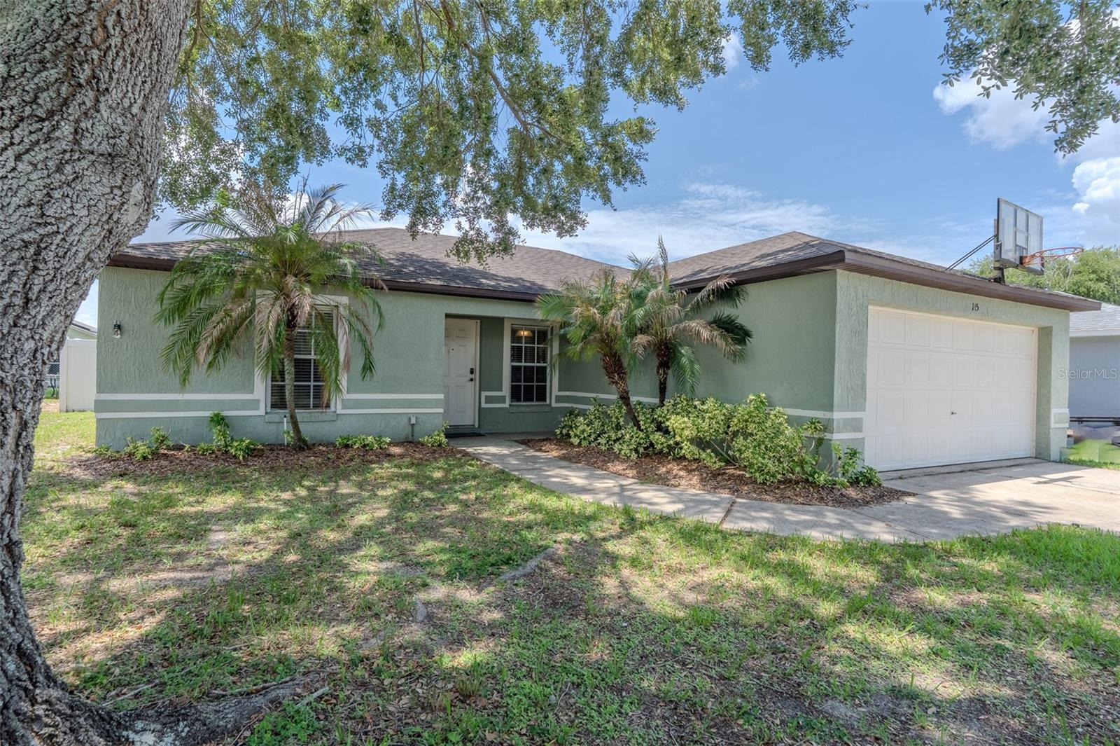 Photo of 145 EAGLE POINT BOULEVARD AUBURNDALE FL 33823