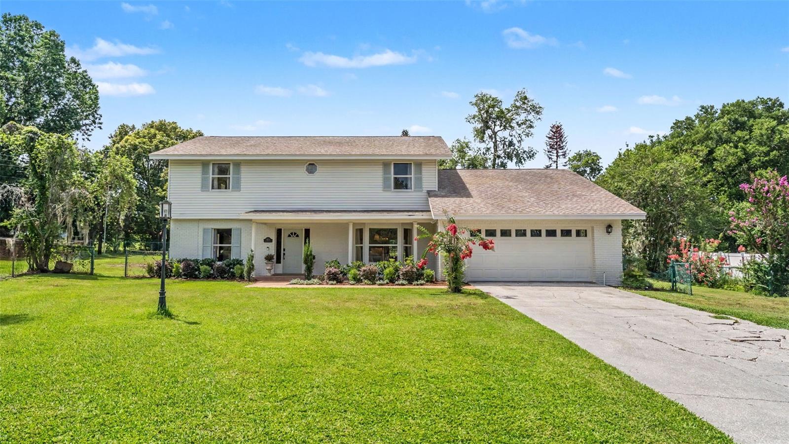 Photo of 1631 LAKEWOOD DRIVE LAKELAND FL 33813