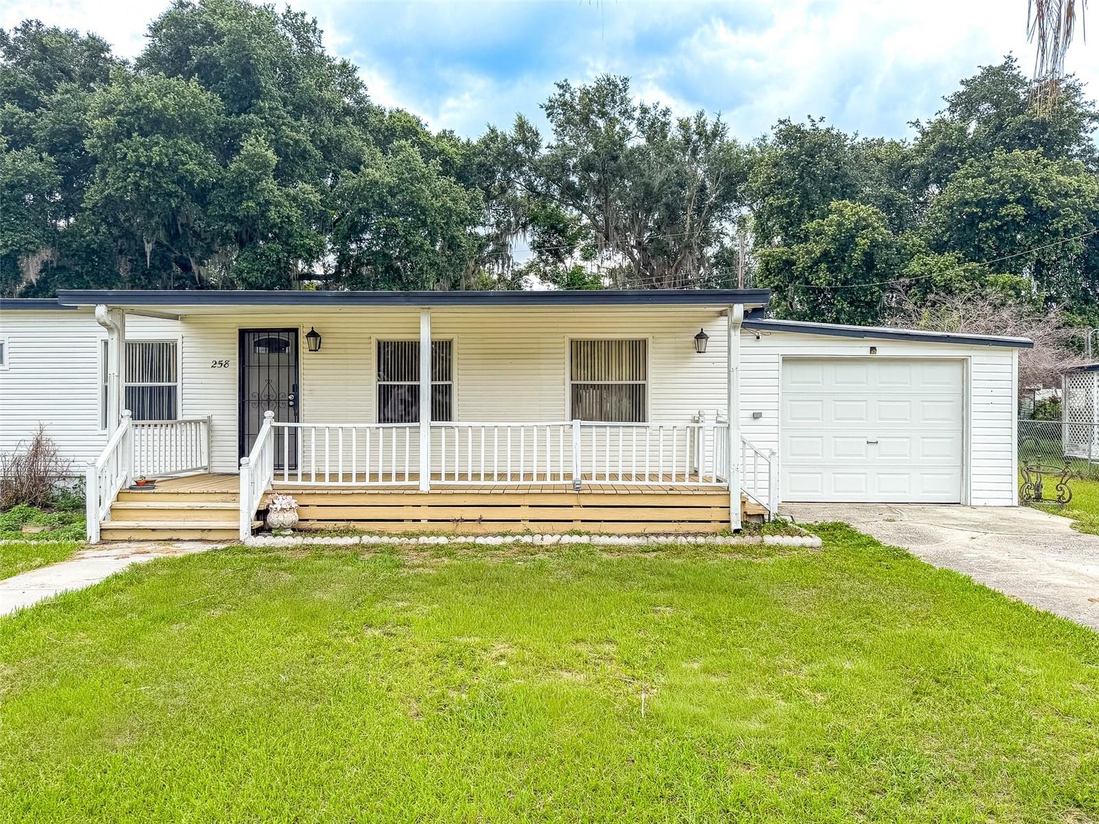 Photo of 258 WATERVIEW DRIVE POLK CITY FL 33868