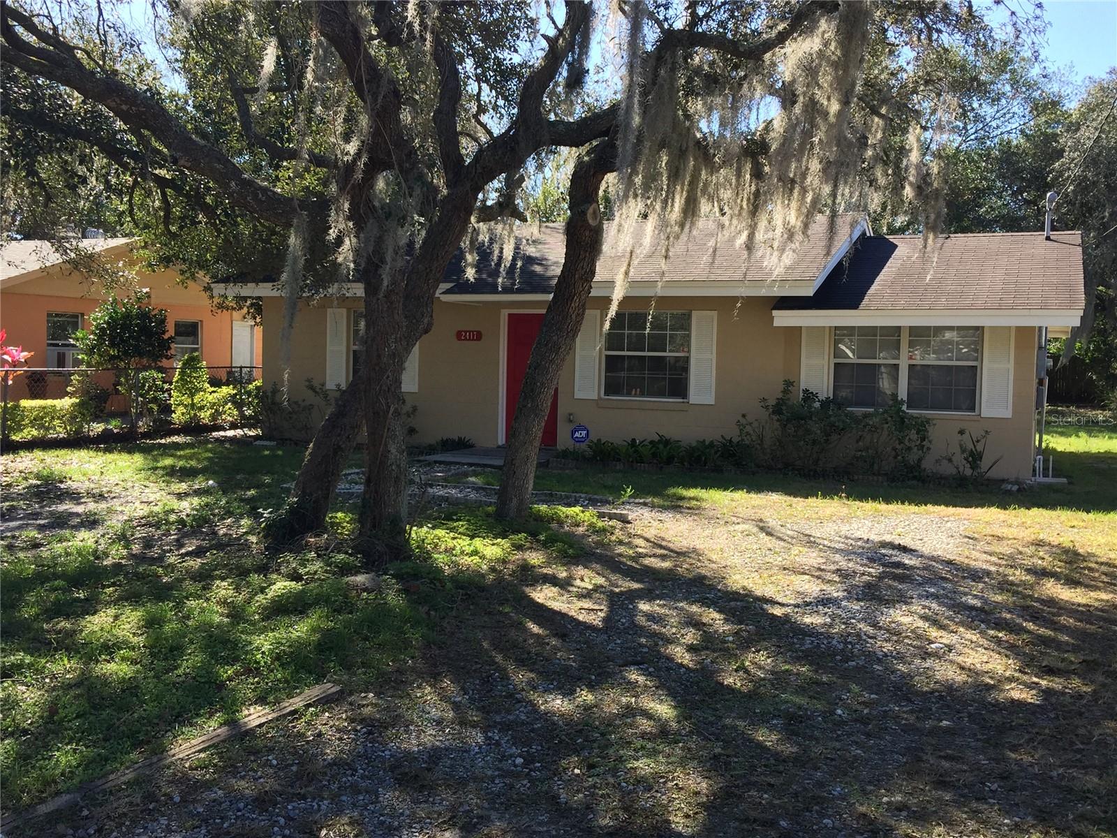 Photo of 2417 GOLFVIEW STREET LAKELAND FL 33801