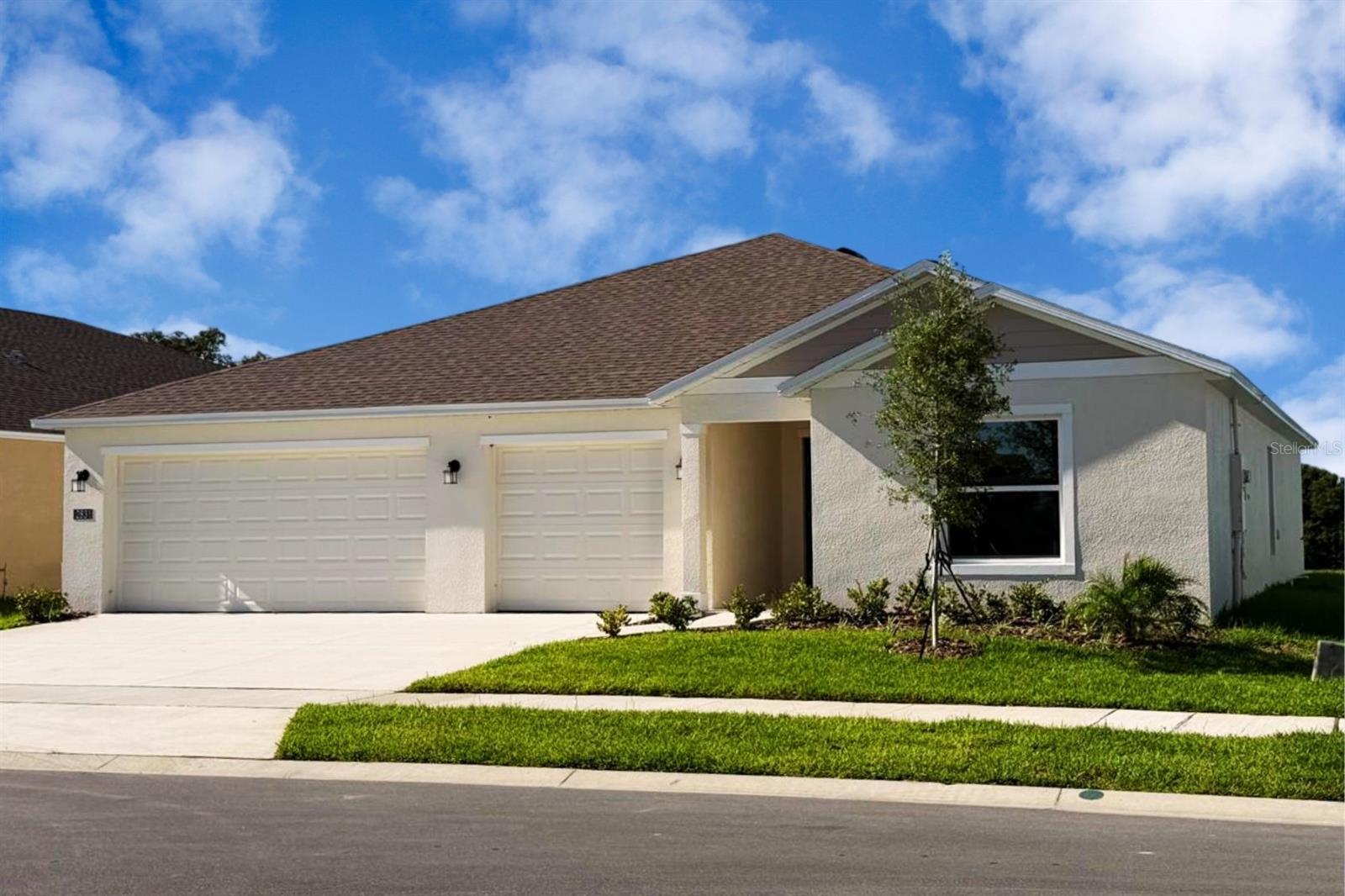 Photo of 2831 PIONEER TRAIL EAGLE LAKE FL 33839