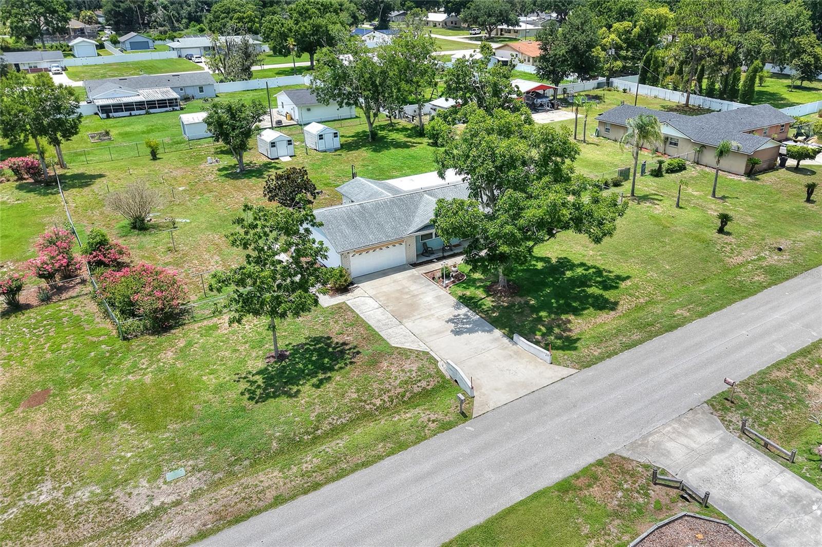 Photo of 6739 FARRIS DRIVE LAKELAND FL 33811