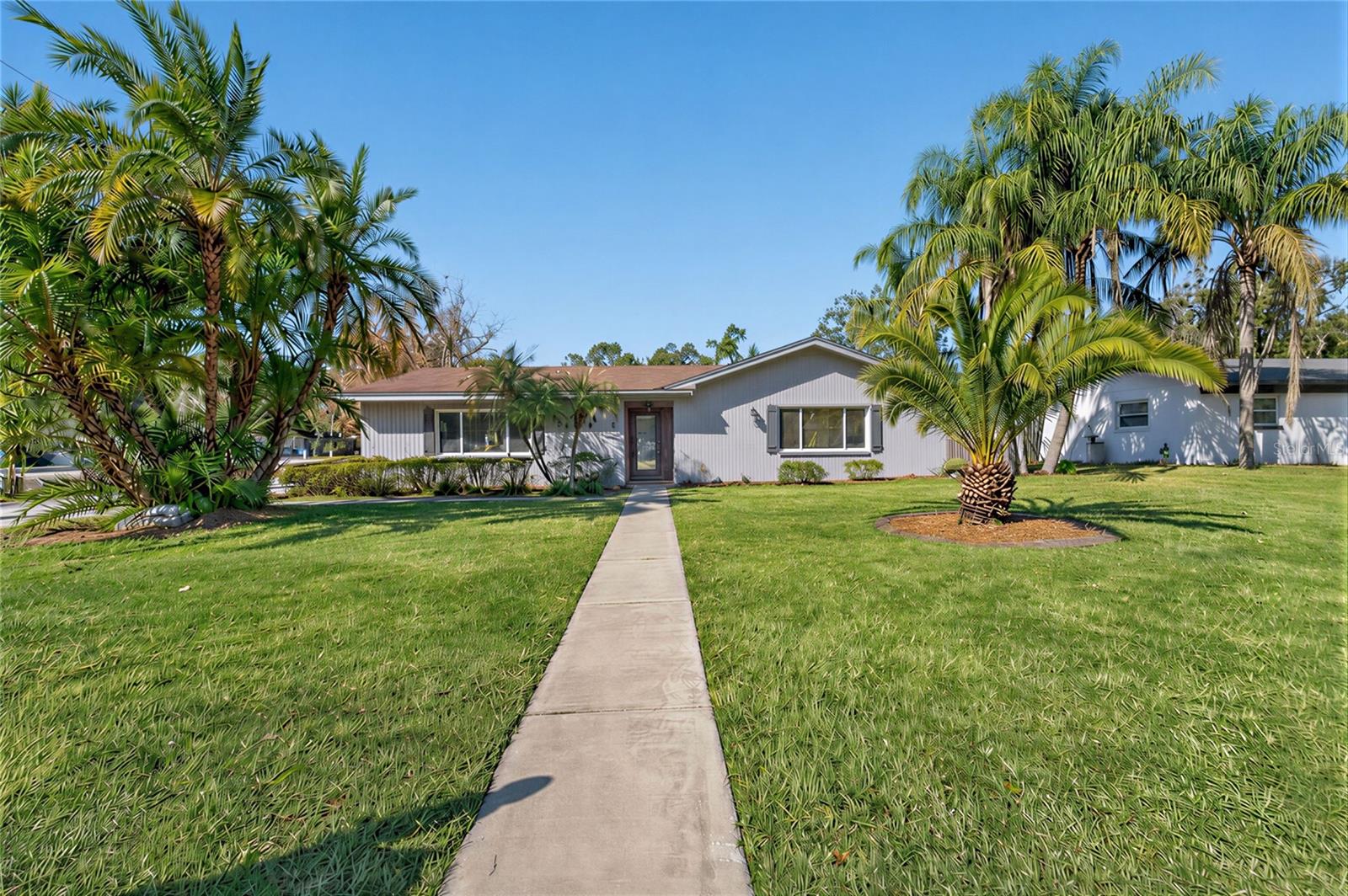 Photo of 1231 NEWPORT AVENUE LAKELAND FL 33801