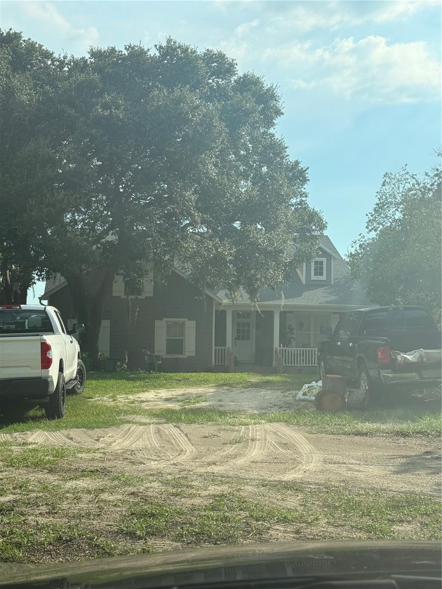 Photo of 1404 N CROOKED LAKE DRIVE BABSON PARK FL 33827