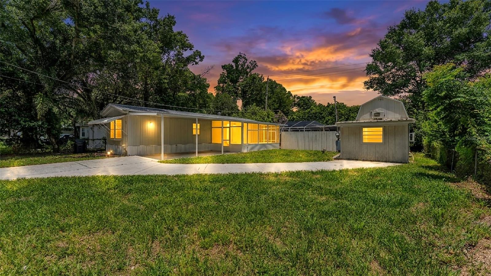 Photo of 212 KAYLOR DRIVE AUBURNDALE FL 33823
