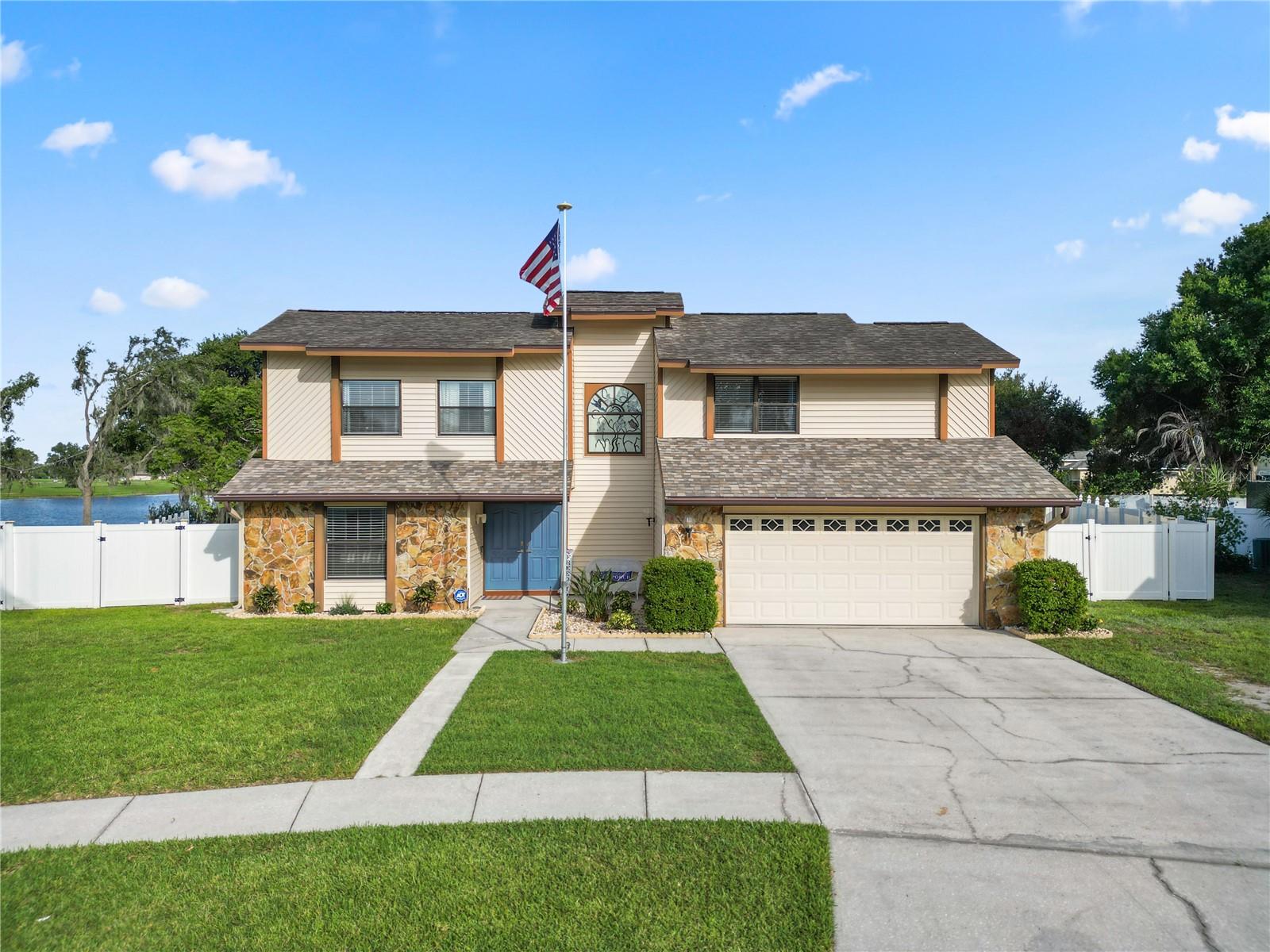 Photo of 1224 RAINBROOK CIRCLE VALRICO FL 33596