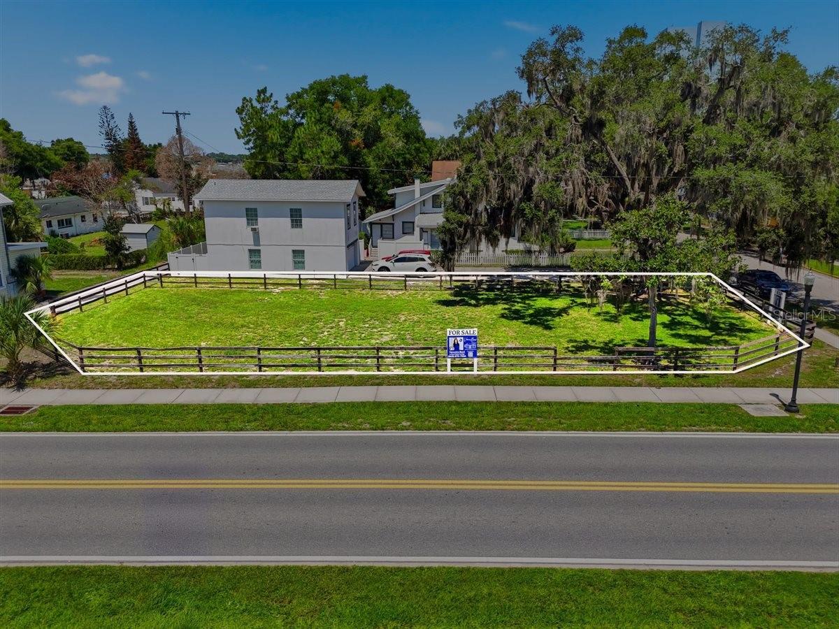Photo of 702 AVENUE A WINTER HAVEN FL 33880