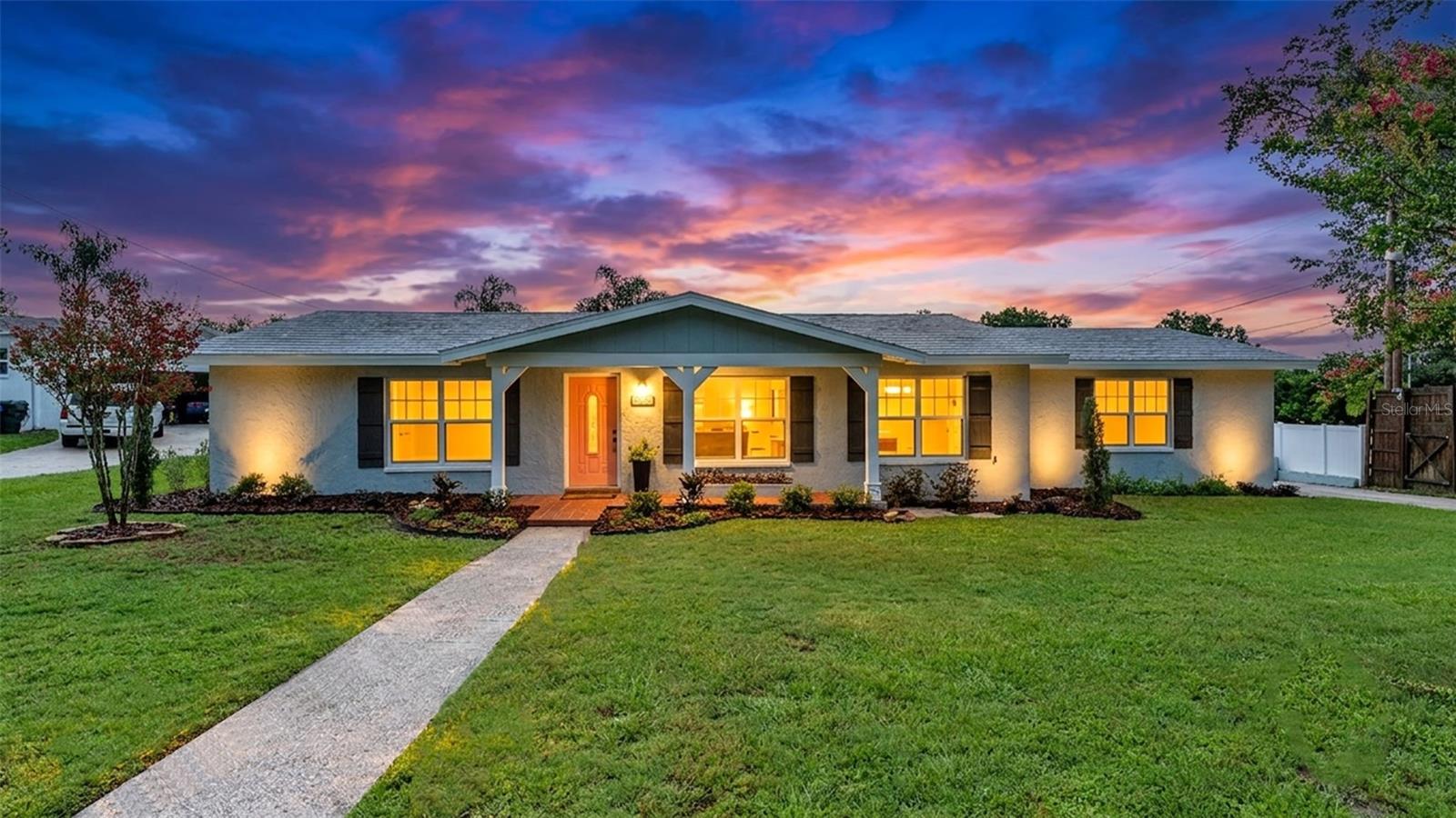 Photo of 526 POPPELL DRIVE LAKELAND FL 33813