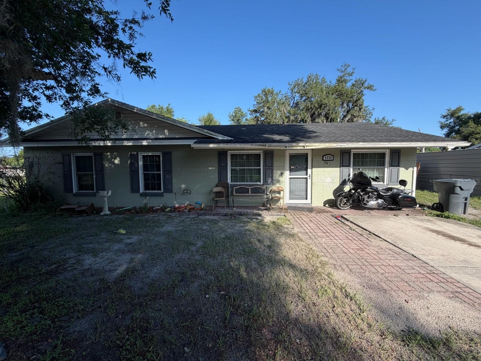 Photo of 4325 CAROLYN WAY BARTOW FL 33830