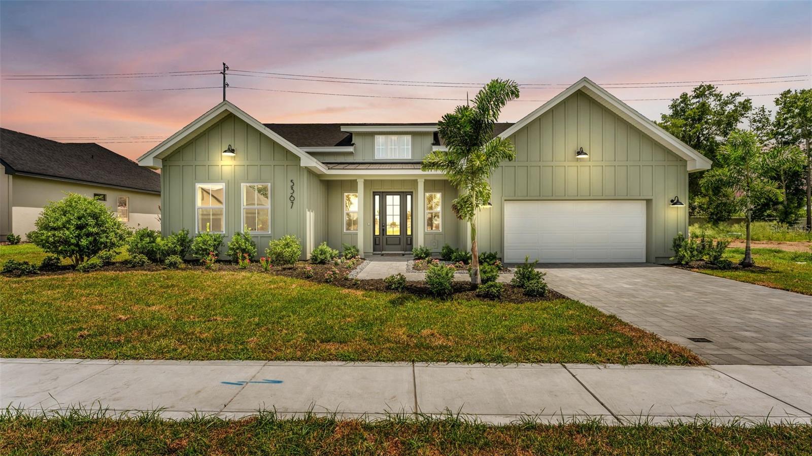Photo of 5367 CLUBHOUSE HILLS LANE LAKELAND FL 33812