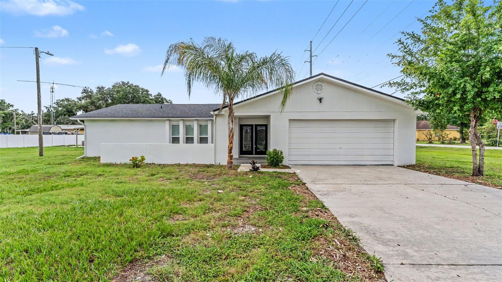 Photo of 2055 AVENUE C MULBERRY FL 33860