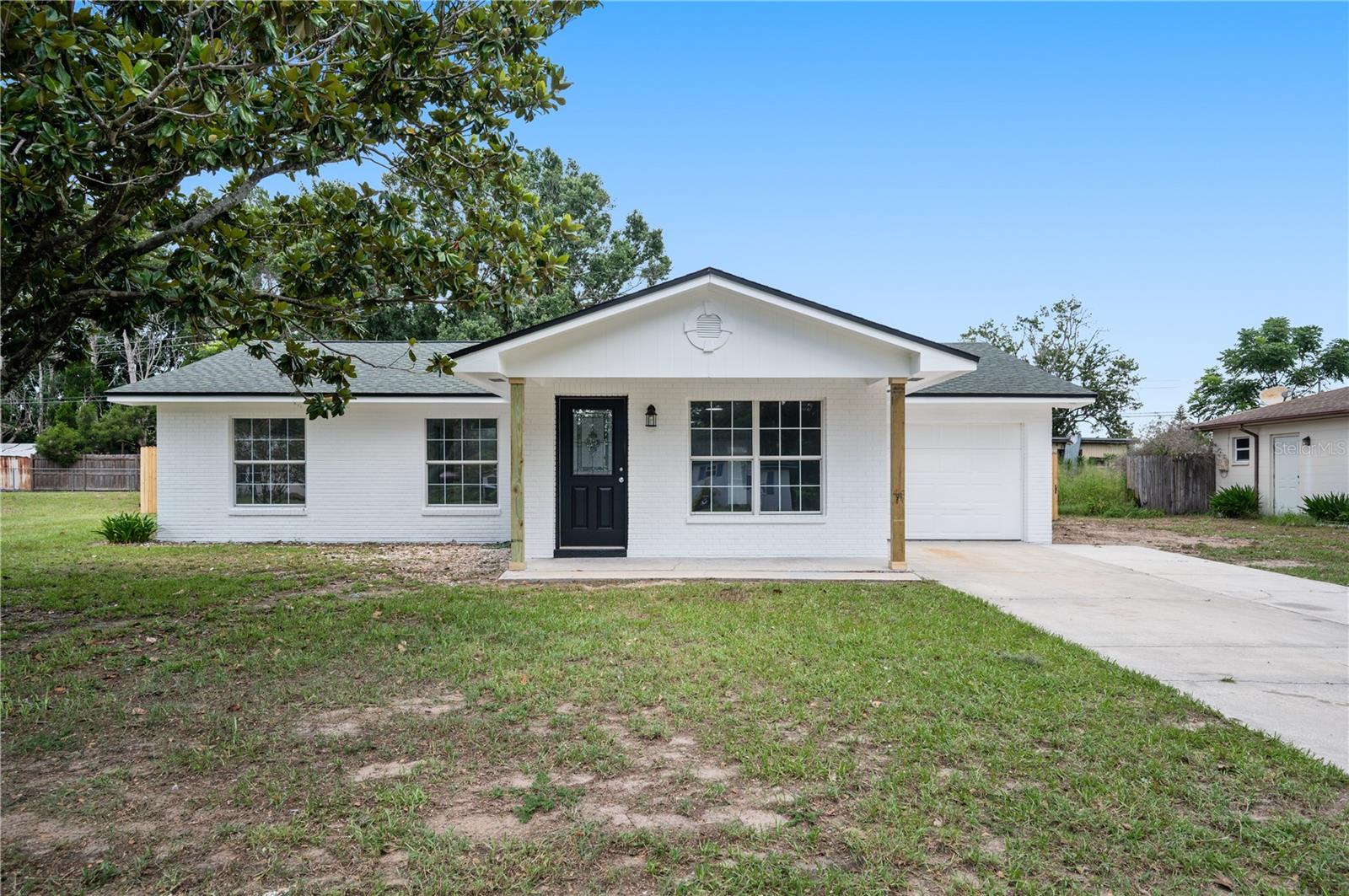 Photo of 4052 LANA DRIVE LAKELAND FL 33813