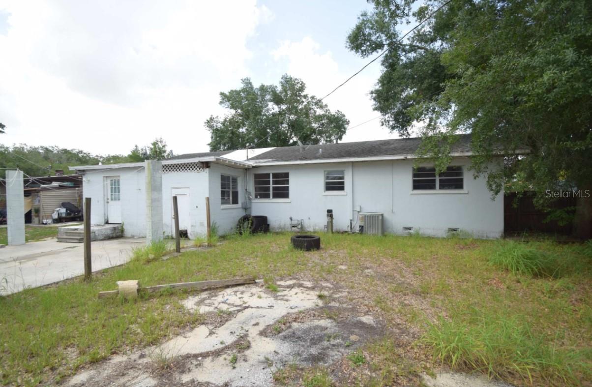 Photo of 307 STEEDLY AVENUE LAKE WALES FL 33853