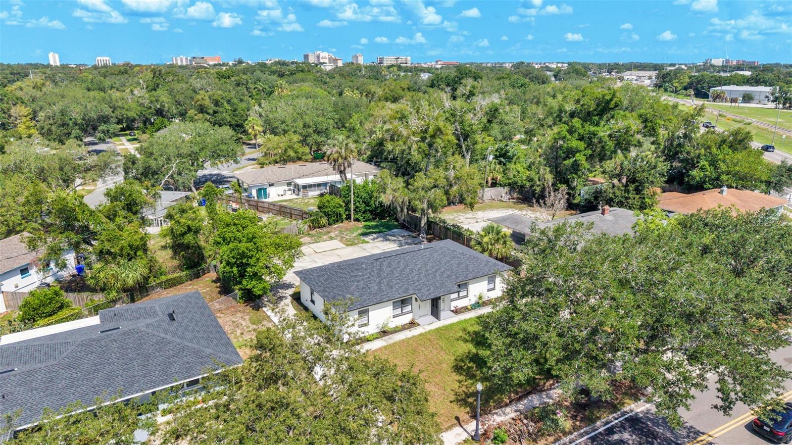 Photo of 621 HOLLINGSWORTH ROAD LAKELAND FL 33801