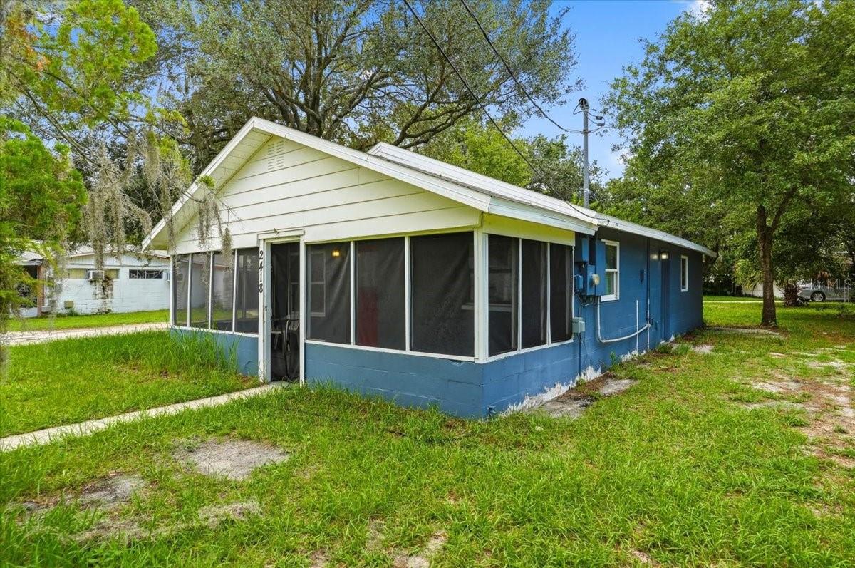 Photo of 2418 JUNGLE STREET LAKELAND FL 33801