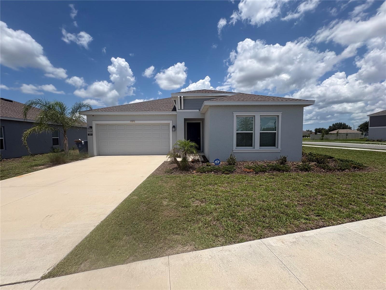 Photo of 309 SINGING SANDS CIRCLE LAKE WALES FL 33859