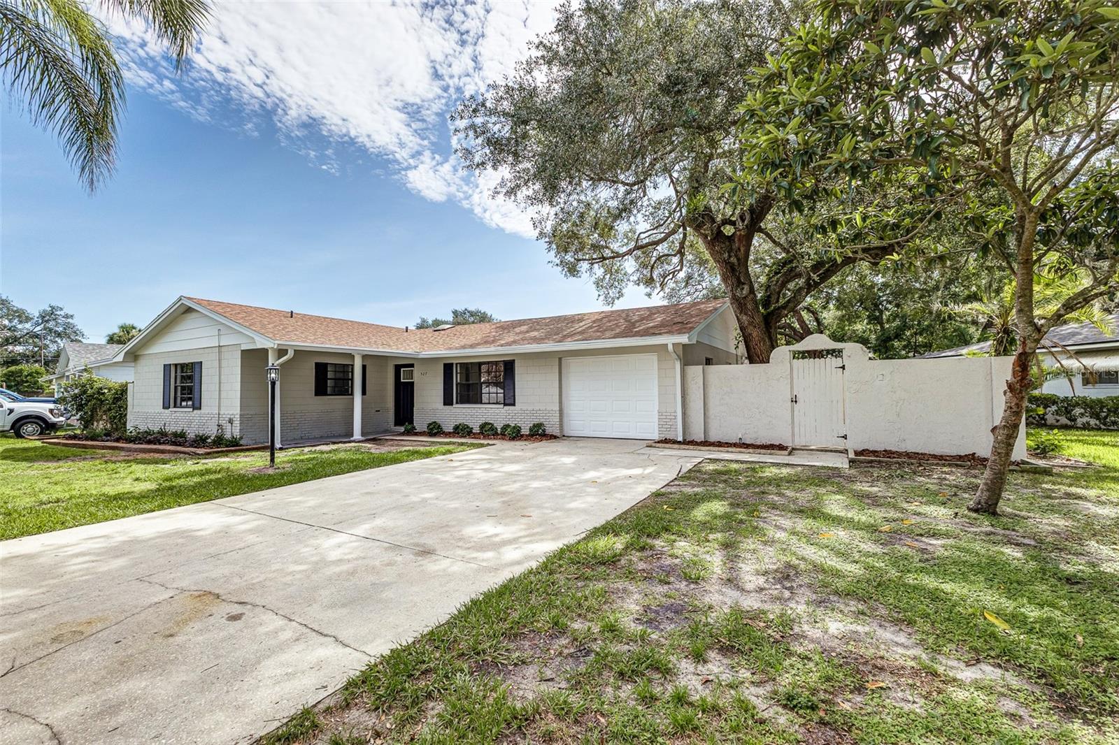 Photo of 527 PRINCESS PLACE LAKELAND FL 33803