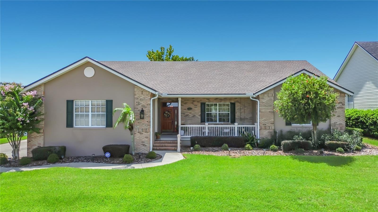 Photo of 1953 VIEWPOINT LANDINGS ROAD LAKELAND FL 33810