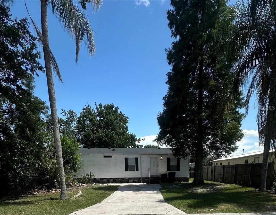 Photo of 2594 MCINTOSH DRIVE LAKELAND FL 33815