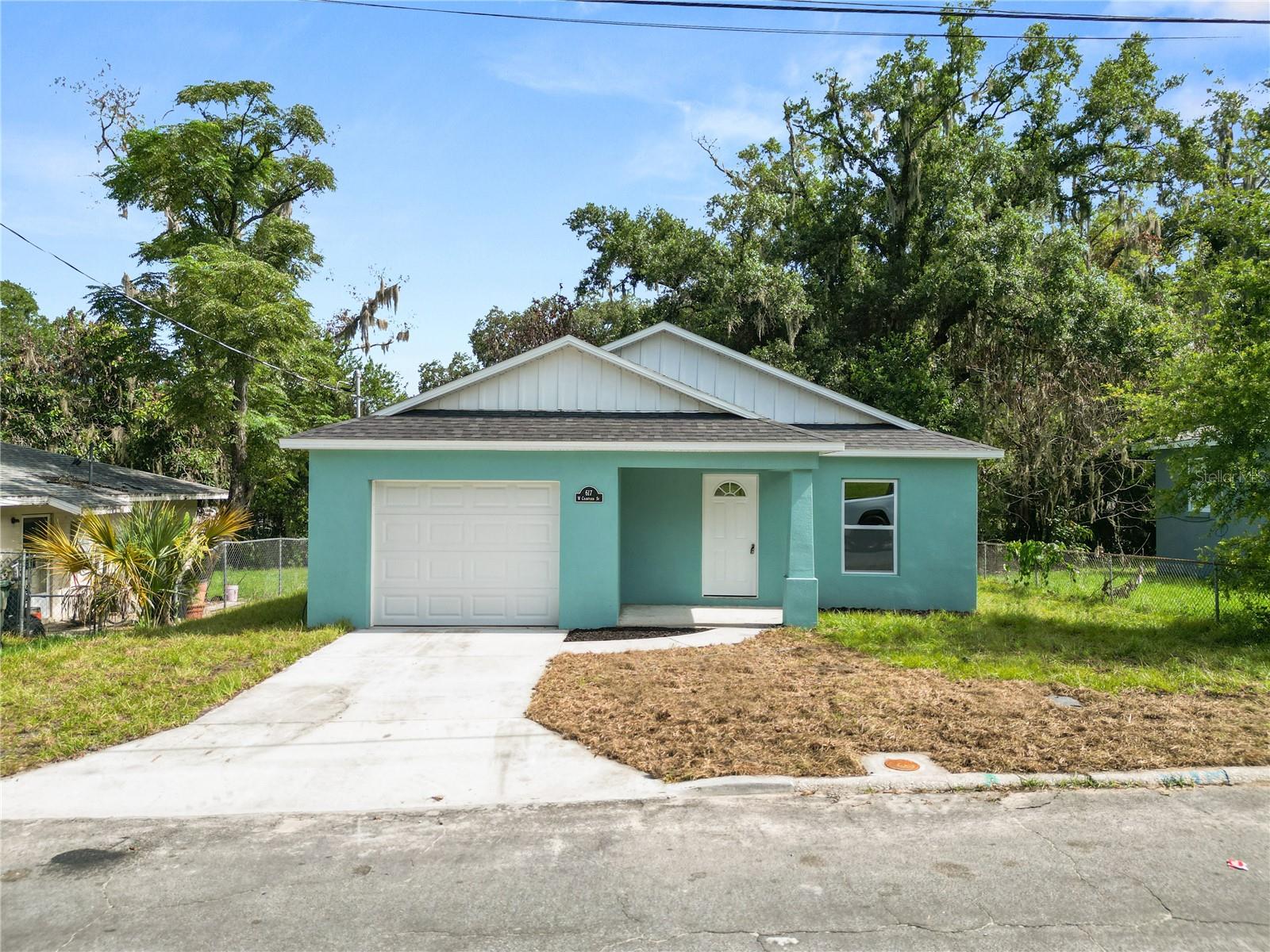 Photo of 617 W CRAWFORD STREET LAKELAND FL 33805