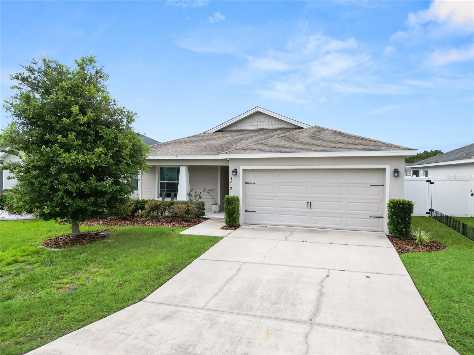 Photo of 3719 PEREGRINE WAY LAKELAND FL 33811