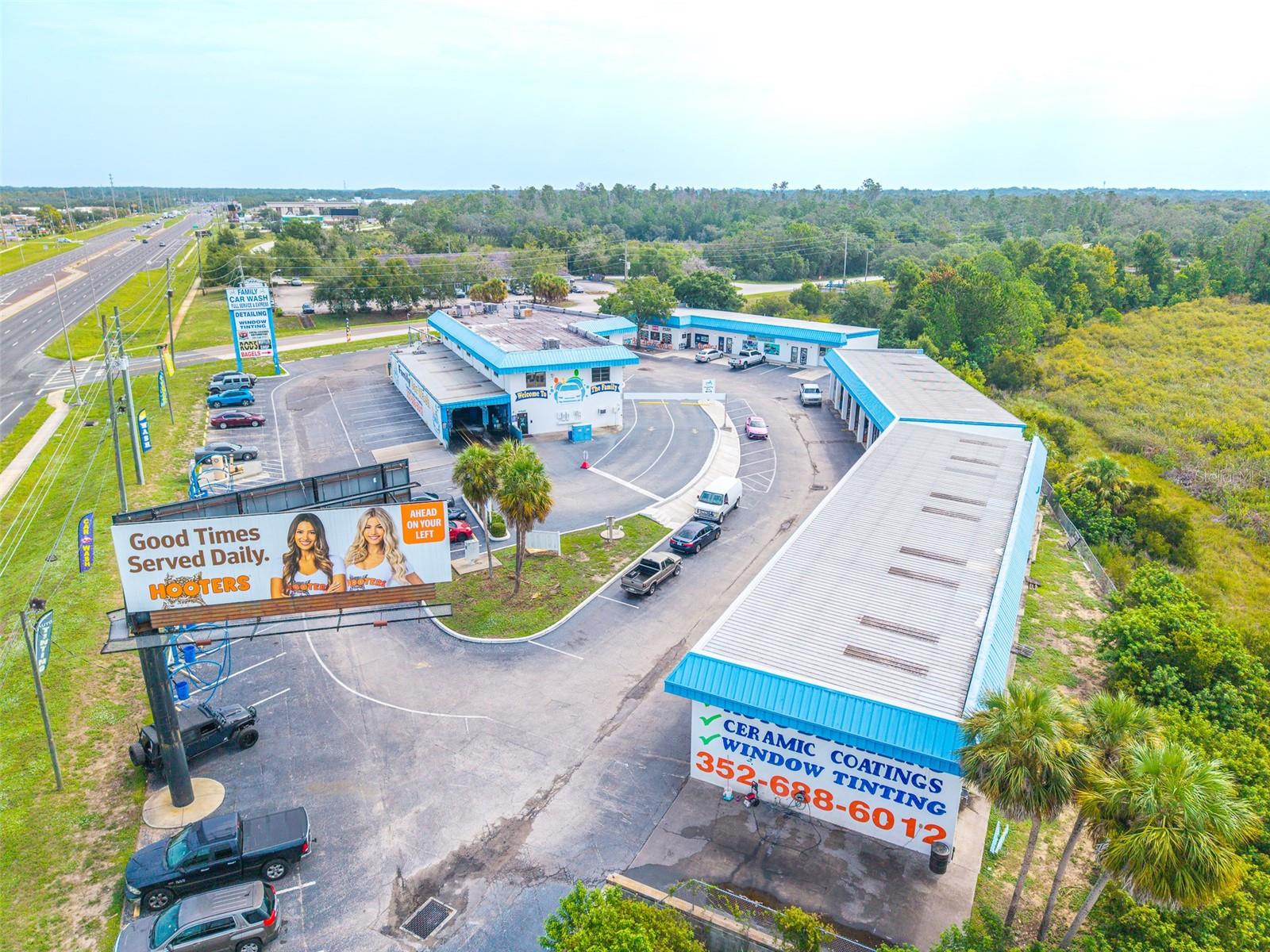 Photo of 1108 COMMERCIAL WAY SPRING HILL FL 34606