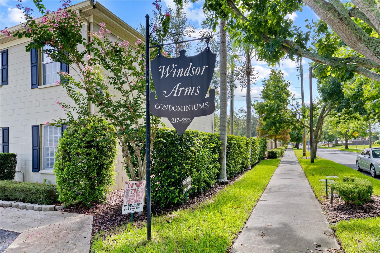 Photo of 223 WINDSOR STREET #4 LAKELAND FL 33803