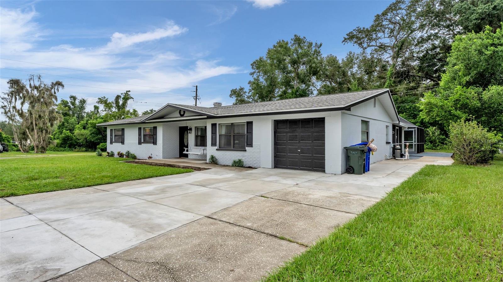 Photo of 135 KENILWOOD LANE LAKELAND FL 33809