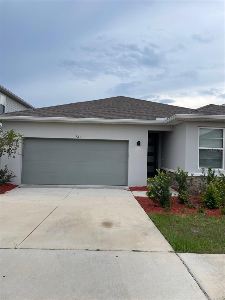 Photo of 1055 SUGARWOOD STREET DAVENPORT FL 33837