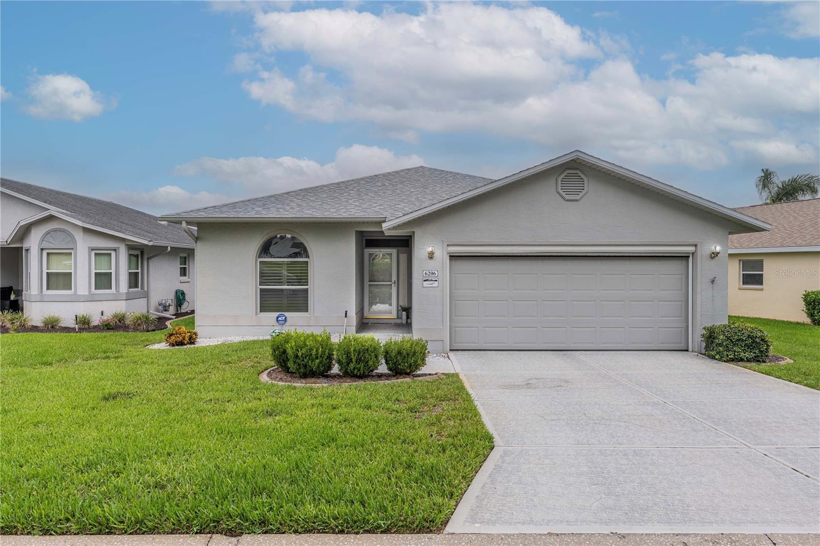 Photo of 6206 RES CIRCLE LAKELAND FL 33810