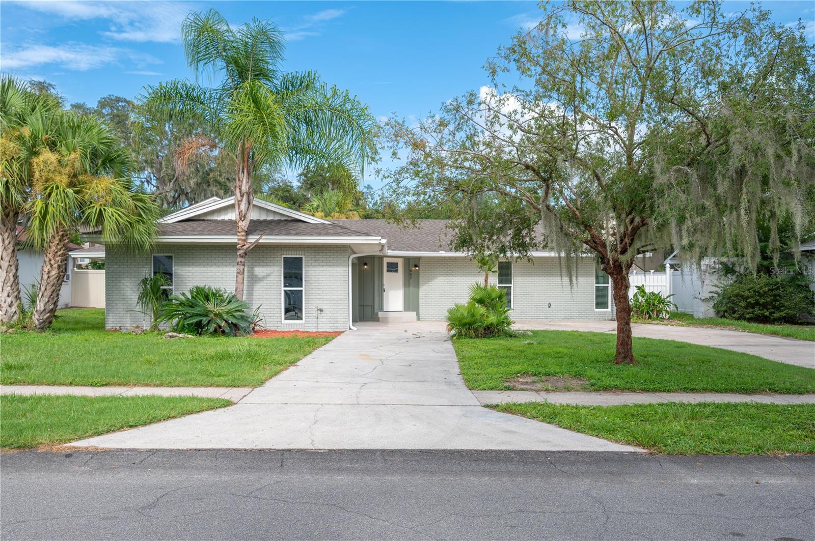 Photo of 407 PRINCESS PLACE LAKELAND FL 33803