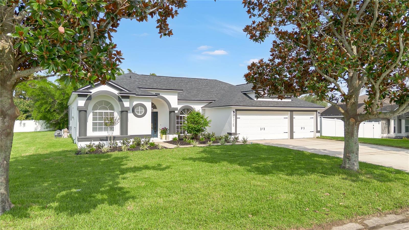 Photo of 13149 LAKEWIND DRIVE CLERMONT FL 34711
