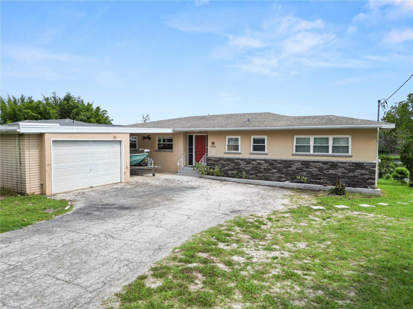 Photo of 228 W LAKE INA DRIVE WINTER HAVEN FL 33884