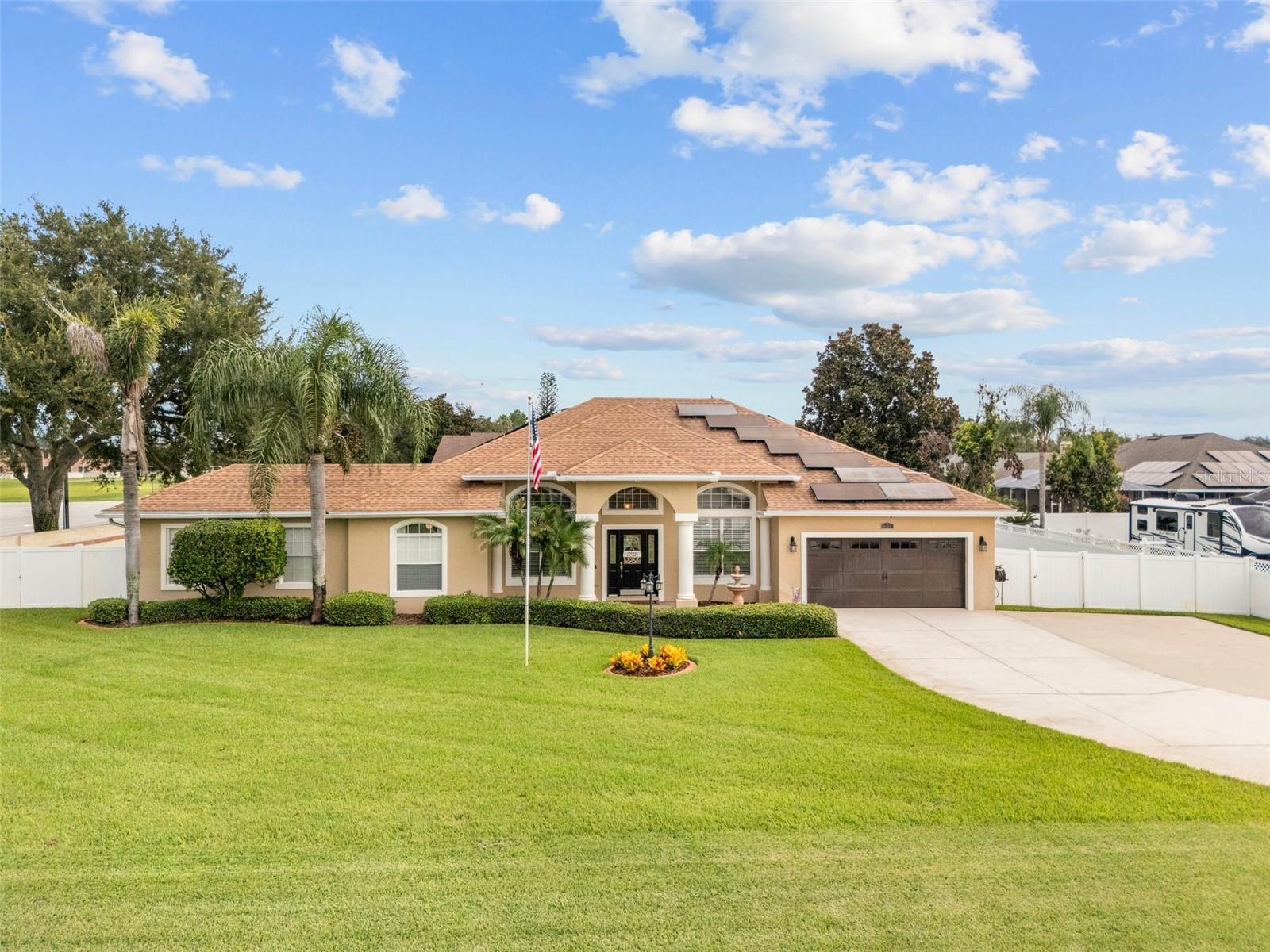 Photo of 651 HART LAKE DRIVE WINTER HAVEN FL 33884