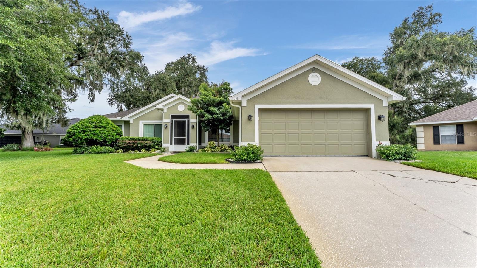 Photo of 1411 ASHBURY COURT LAKELAND FL 33809