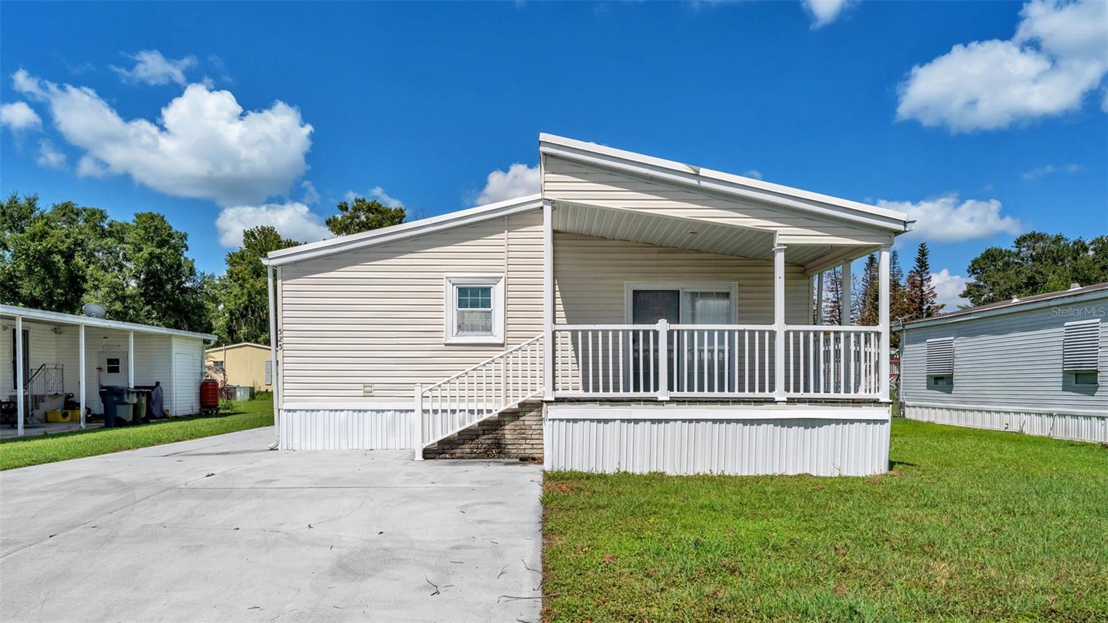 Photo of 525 PERCH PLACE LAKELAND FL 33801