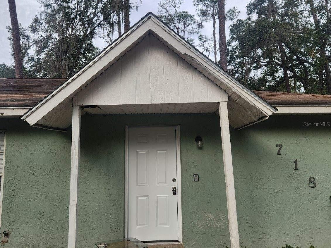 Photo of 718 PINEVILLE LANE LAKELAND FL 33810