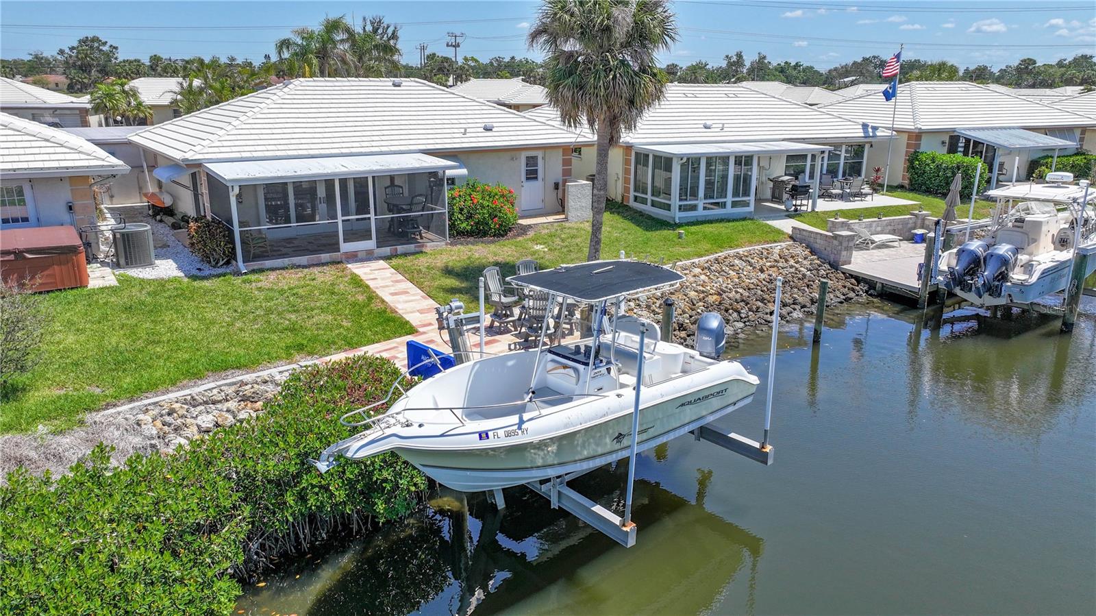 Photo of 120 VILLA DRIVE #120 OSPREY FL 34229