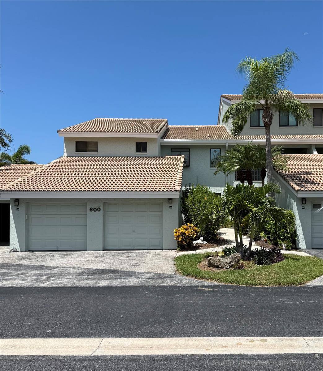 Photo of 600 CARRIAGE HOUSE LANE #201 NOKOMIS FL 34275