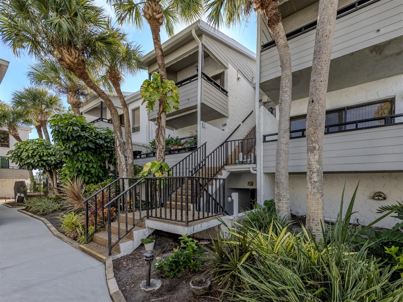 Photo of 1555 TARPON CENTER DRIVE #255 VENICE FL 34285