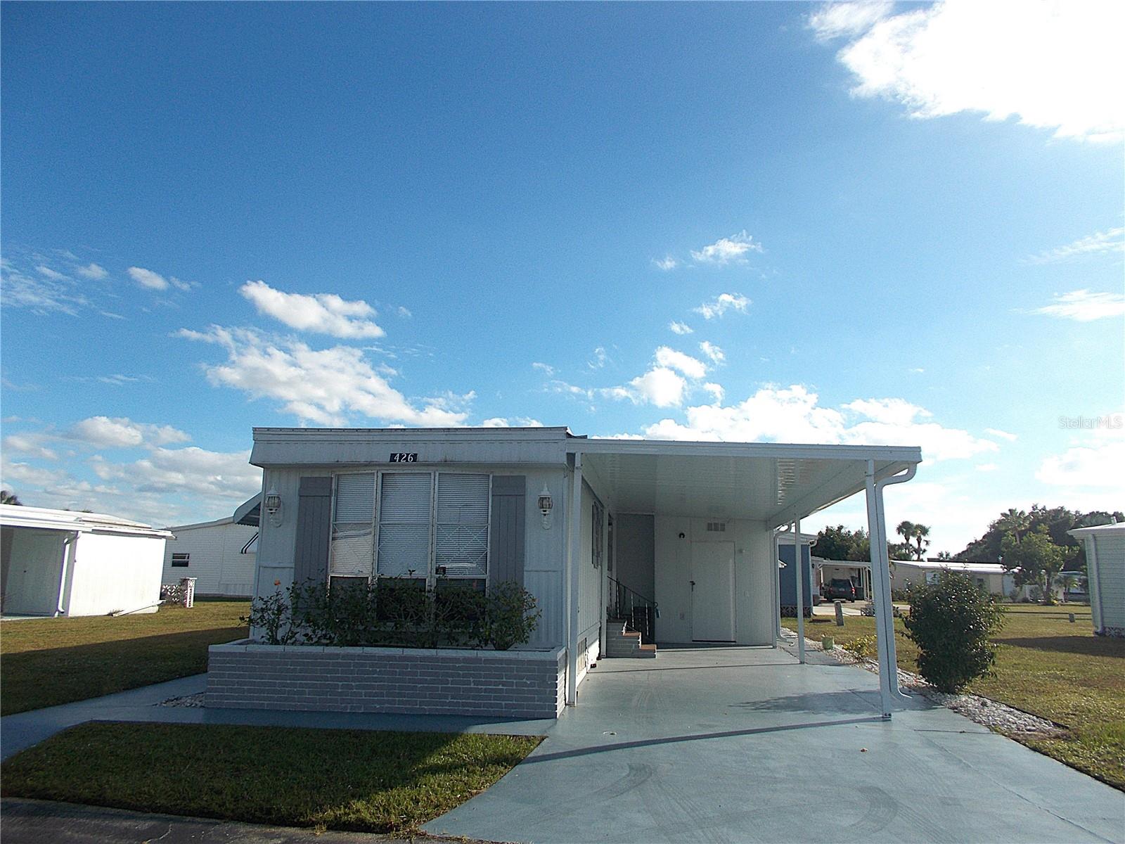 Photo of 426 BOXWOOD DRIVE VENICE FL 34285